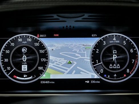 Used 2021 Land Rover Range Rover SV Autobiography Dynamic image 18