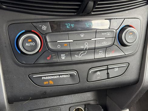 Used 2019 Ford Escape SEL FWD image 25