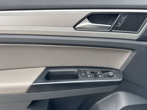 Used 2021 Volkswagen Atlas Cross Sport S image 12