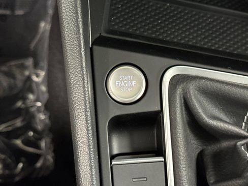 New 2026 Volkswagen Jetta SE FWD image 20