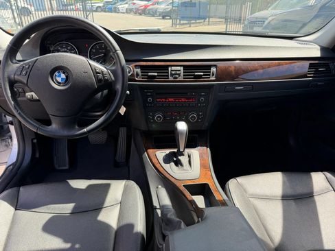 Used 2011 BMW 328i Sedan RWD image 29