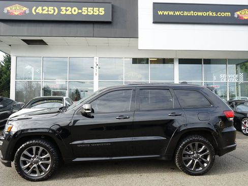 Used 2018 Jeep Grand Cherokee High Altitude image 2