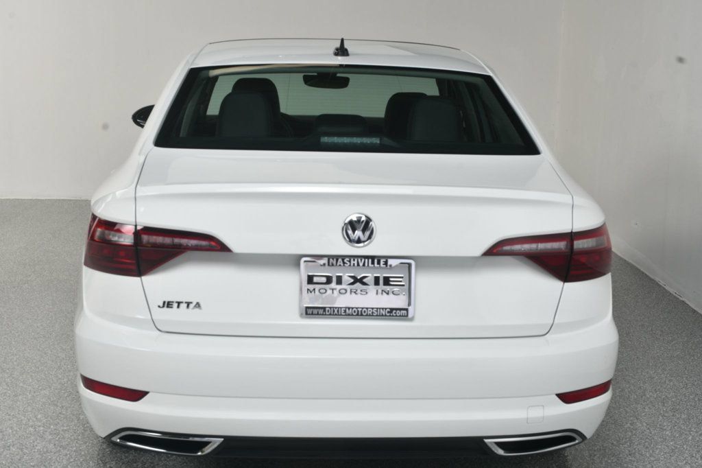 Used 2020 Volkswagen Jetta SEL Premium FWD image 17