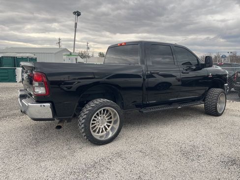 Used 2025 RAM 3500 Tradesman w/ Chrome Appearance Group image 4