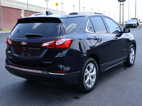 Used 2020 Chevrolet Equinox Premier FWD image 32