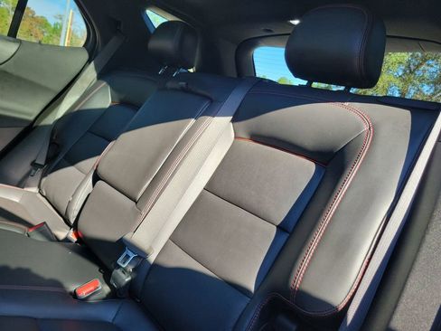 Used 2022 Chevrolet Equinox RS w/ RS Leather Package image 12