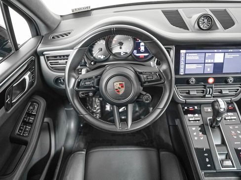 Certified 2023 Porsche Macan S AWD/4WD image 16