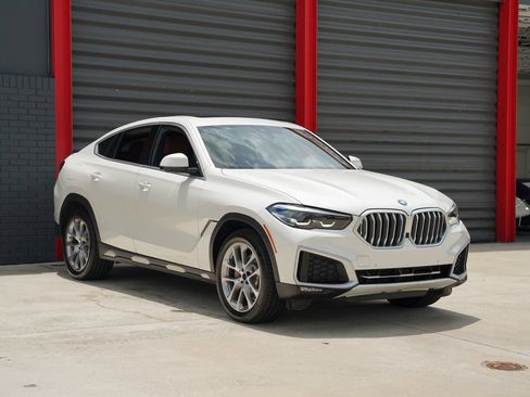 Used 2021 BMW X6 xDrive40i w/ Premium Package AWD/4WD image 6