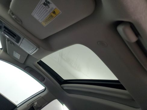 Certified 2023 Honda Accord EX image 30