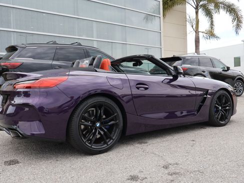 Used 2024 BMW Z4 M40i w/ Premium Package image 10