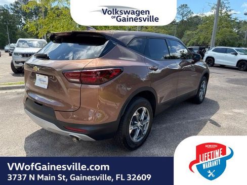 Used 2023 Chevrolet Blazer LT FWD image 6