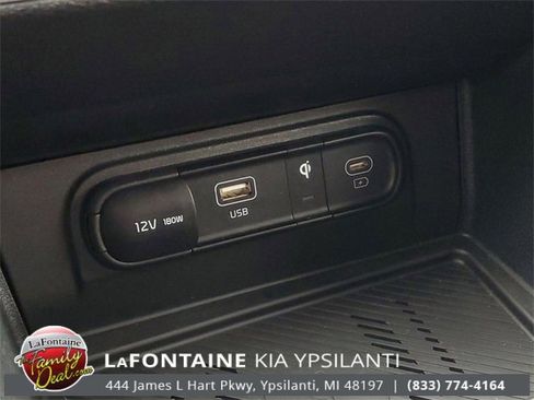 Certified 2025 Kia Sportage EX image 27