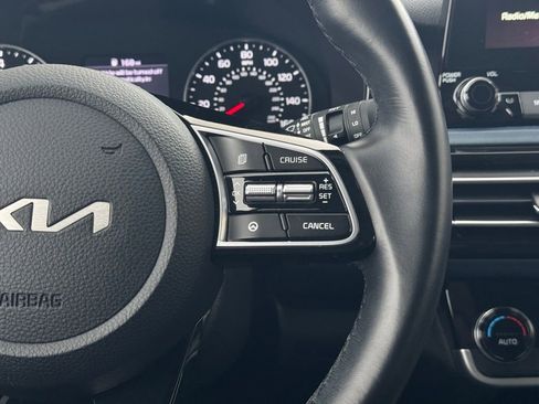 Used 2022 Kia Seltos S image 32