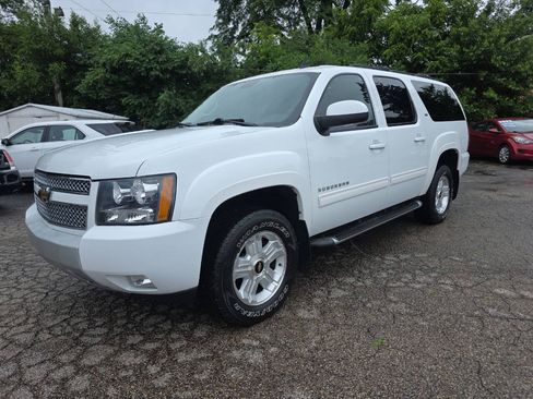 Used 2010 Chevrolet Suburban LT AWD/4WD image 2