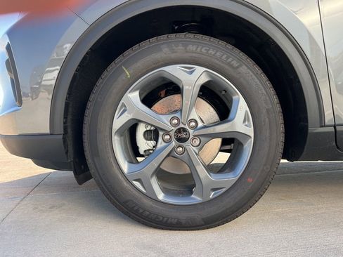New 2026 Ford Escape ST-Line w/ Tech Pack #1 FWD image 8