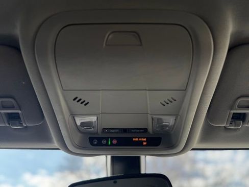 Used 2019 GMC Terrain SLE image 20