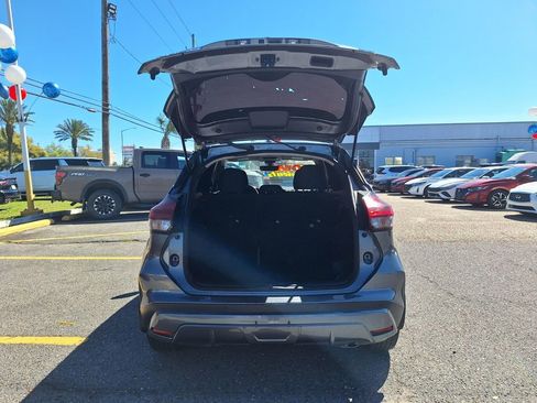 Used 2024 Nissan Kicks SR w/ SR Premium Package image 27