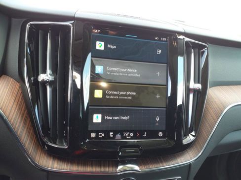 Certified 2024 Volvo XC60 T8 Plus w/ Climate Package image 19