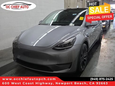 Used 2024 Tesla Model Y Performance AWD/4WD image 1
