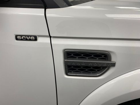 Used 2016 Land Rover LR4 HSE AWD/4WD image 16