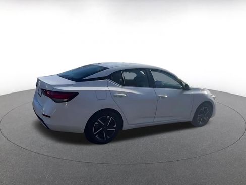 Used 2025 Nissan Sentra SV image 15