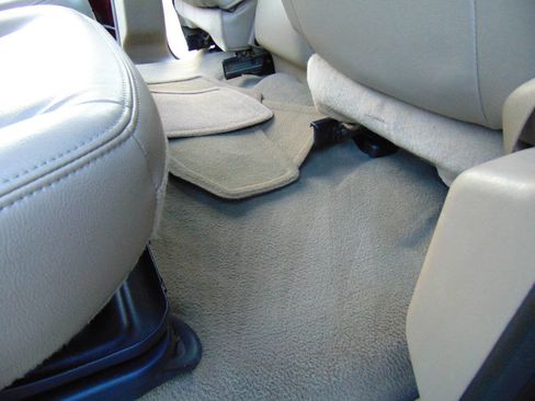 Used 2005 Ford F250 Lariat image 16