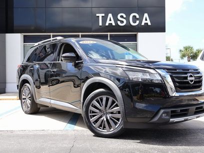 Used 2022 Nissan Pathfinder SL w/ SL Premium Package