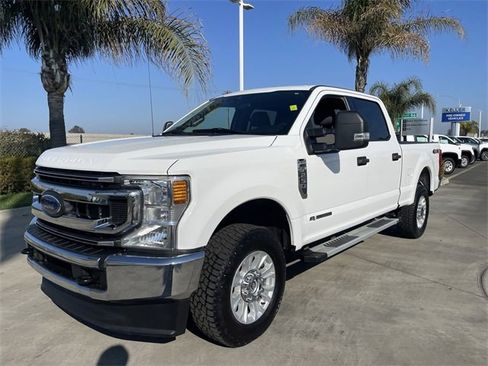 Used 2021 Ford F250 XLT image 4