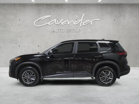 Used 2025 Nissan Rogue S FWD image 13