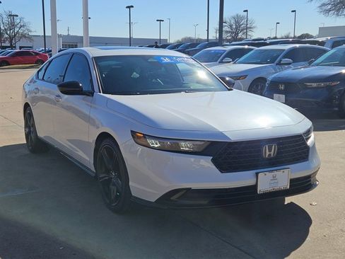 Certified 2023 Honda Accord Sport image 3