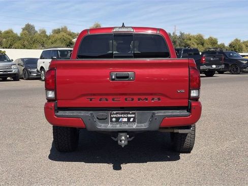 Used 2018 Toyota Tacoma TRD Sport w/ Technology Package image 7