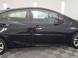 Used 2017 Toyota Prius Four Touring image 5