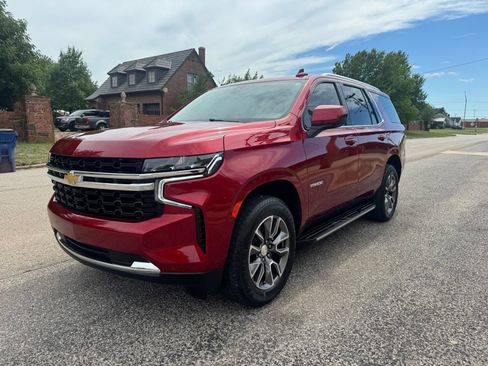 Used 2022 Chevrolet Tahoe LS AWD/4WD image 2