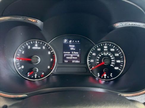 Used 2018 Kia Forte S FWD image 14