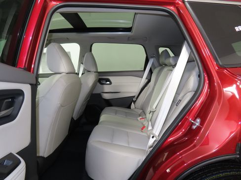 New 2026 Nissan Rogue Dark Armor image 7