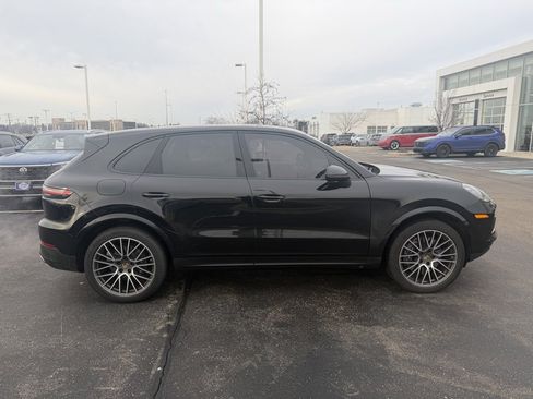 Used 2021 Porsche Cayenne image 7