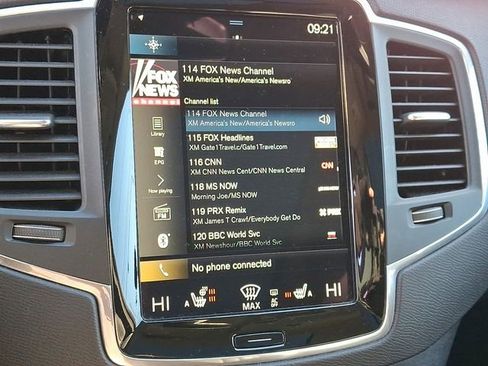 Used 2020 Volvo XC90 T6 Momentum image 21