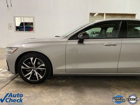 Used 2025 Volvo S60 B5 Core image 7