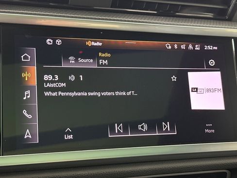 Used 2023 Audi Q3 2.0T Premium Plus w/ Premium Plus Package image 17