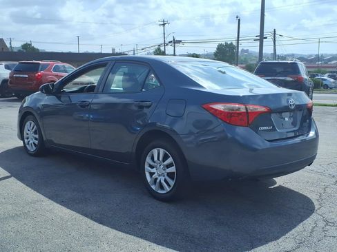 Used 2018 Toyota Corolla LE FWD image 4