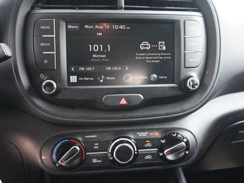 Used 2023 Kia Soul LX FWD image 34