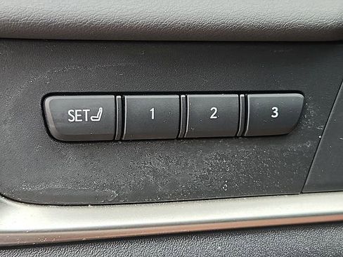 Used 2025 Lexus RZ 450e w/ Technology Package AWD/4WD image 26