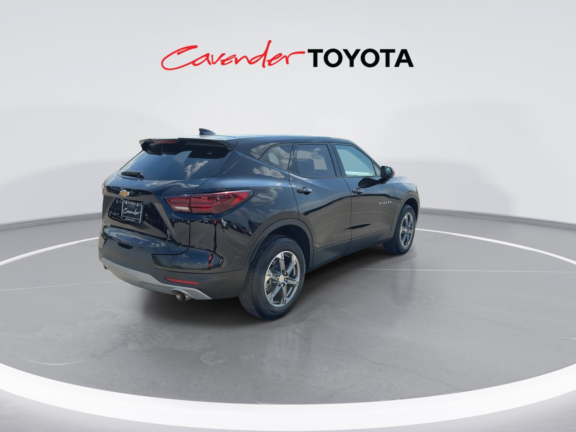 Used 2026 Chevrolet Blazer LT FWD image 8
