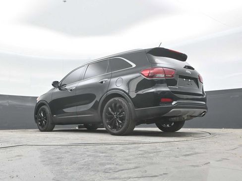 Used 2020 Kia Sorento EX AWD/4WD image 23