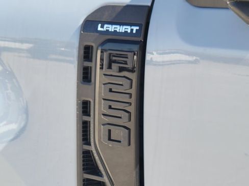 New 2026 Ford F250 Lariat w/ Black Appearance Package image 12