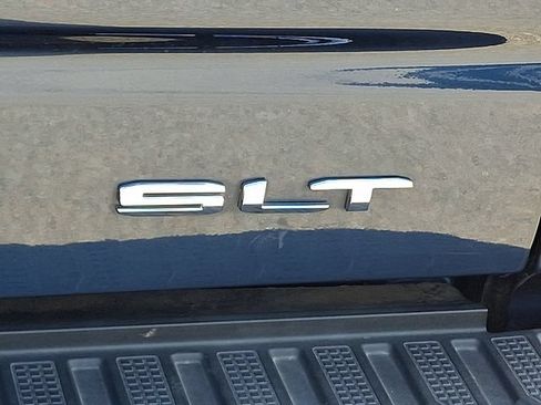 Used 2019 GMC Sierra 1500 SLT w/ SLT Premium Package AWD/4WD image 35