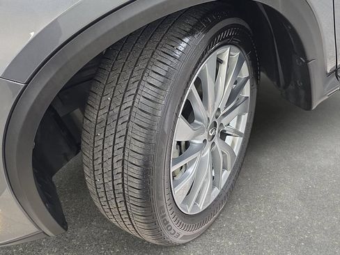 Certified 2025 INFINITI QX50 Luxe AWD/4WD image 27