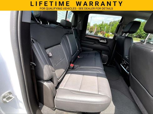 Used 2024 GMC Sierra 2500 Denali w/ Denali Reserve Package AWD/4WD image 23