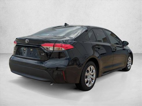 Certified 2023 Toyota Corolla LE FWD image 5