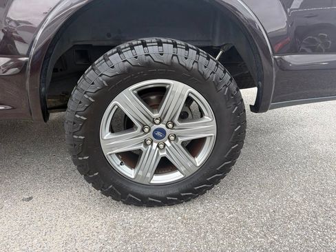 Used 2019 Ford F150 Lariat w/ Equipment Group 502A Luxury AWD/4WD image 25